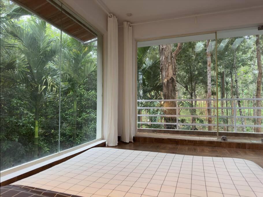 Serenity Farm Stay Hampāpura Buitenkant foto