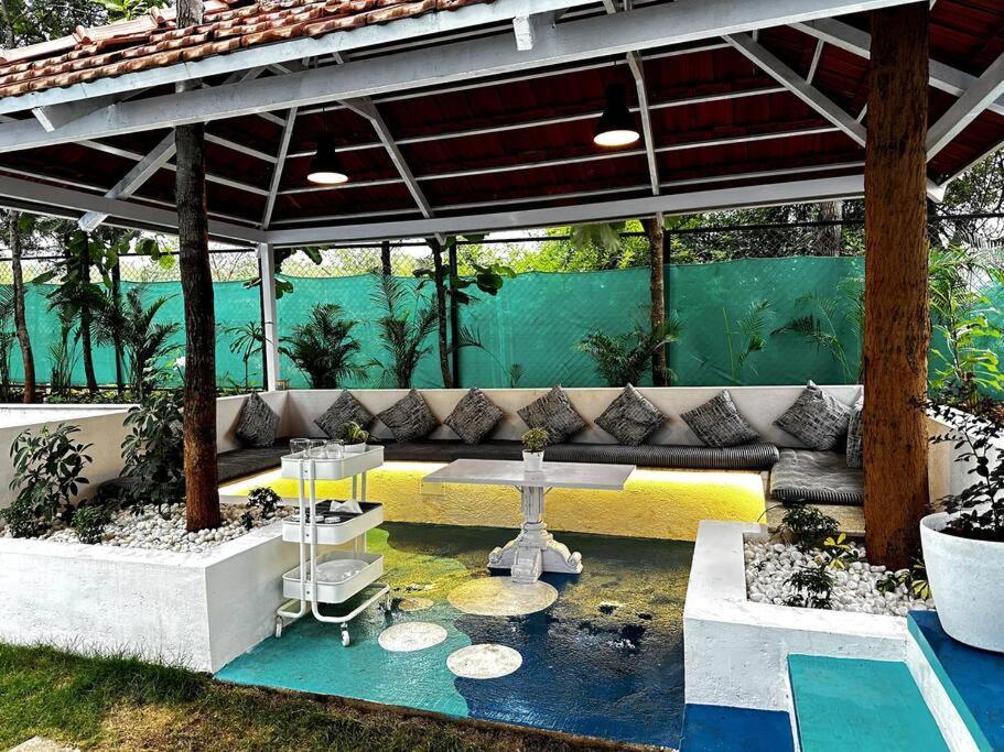 Serenity Farm Stay Hampāpura Buitenkant foto